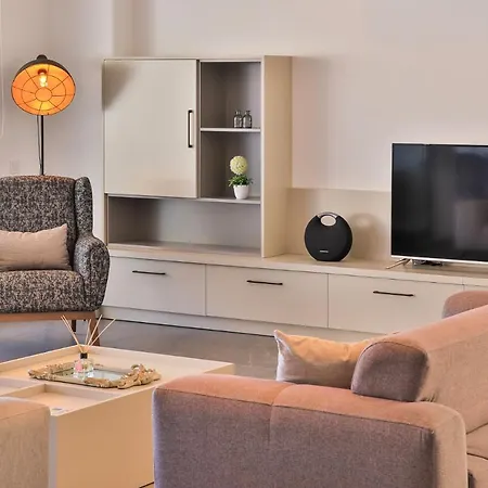 Vilă Rent Your Own Luxury With 5 Bedrooms Antalya 1041 *